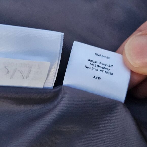 Kasper Women Blazer Two Button Long Sleeve Gray Coat Jacket Size 16 - Picture 9 of 9